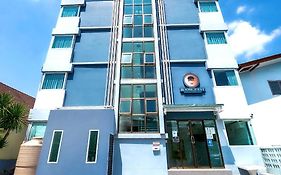 Roomquest Suvarnabhumi Ladkrabang 42
